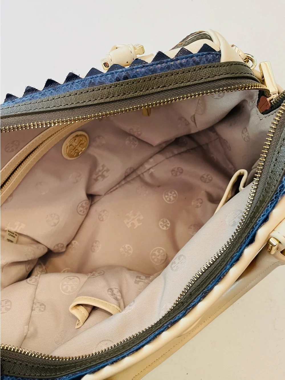 Tory Burch Zig Zag Middy Handbag Satchel